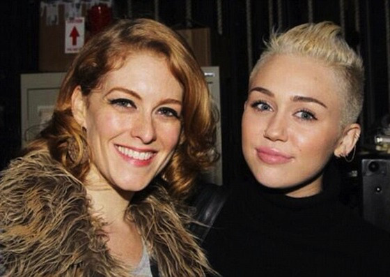 Miley Cyrus, Twitter Miley Cyrus, Twitter